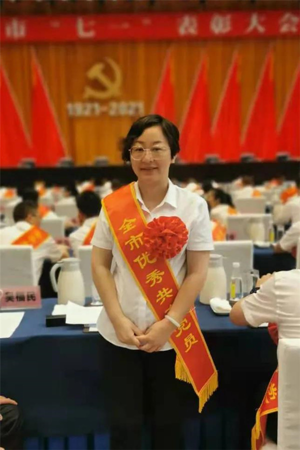 全市優(yōu)秀黨務(wù)工作者涂春珍：巾幗何須讓須眉，敢同日月爭光輝