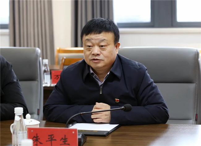 市國資委黨委書記、主任朱平生帶隊(duì)走訪慰問城投集團(tuán)