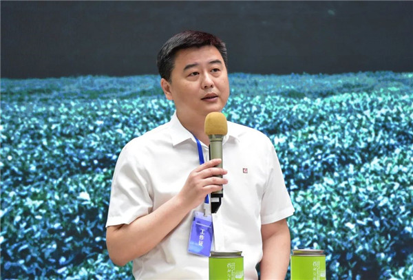 新理念、新時(shí)尚、新方式、新感受——德宇集團(tuán)舉行2022得雨活茶新品發(fā)布推廣會(huì)