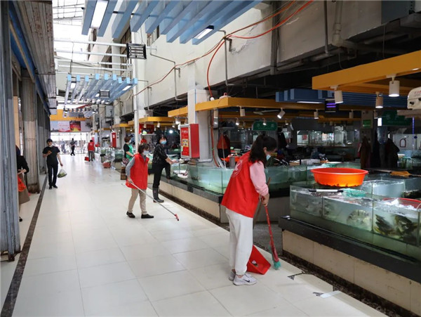 市城投集團(tuán)開展“大清掃、大撿拾、大宣傳”專項(xiàng)活動