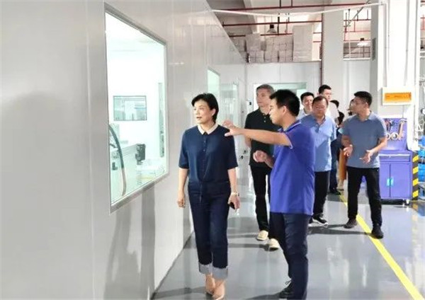 余立新帶隊赴江蘇、上海等地開展招商引資工作