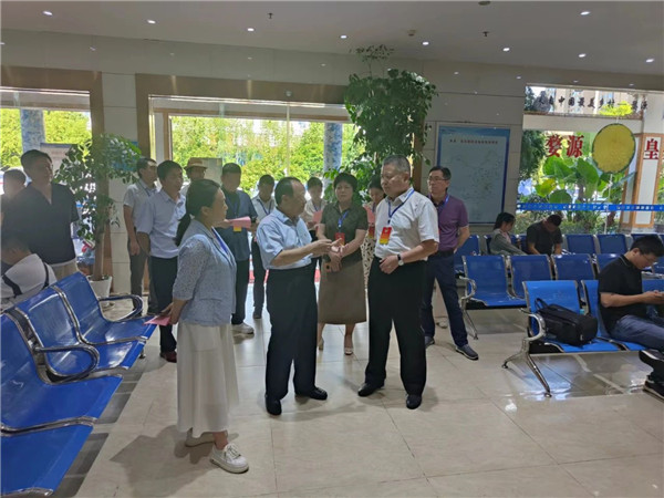 市政協(xié)開展“加快旅游集散體系建設(shè)，助力夜經(jīng)濟(jì)高質(zhì)量發(fā)展”專題調(diào)研