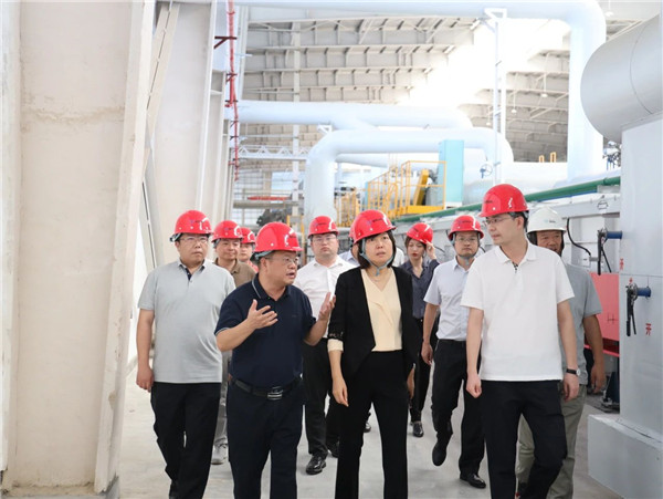 廣發(fā)銀行秦曉晶一行調(diào)研江西透光陶瓷新材料項目