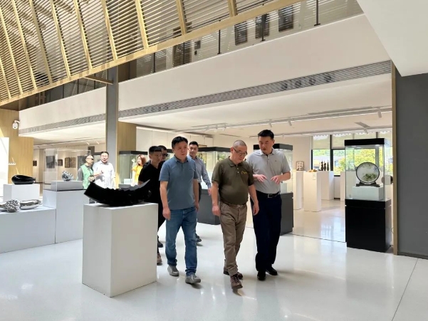 CFAC美院基地 清華大學(xué)美術(shù)學(xué)院與省數(shù)文集團、市城投集團強強聯(lián)手共繪文化創(chuàng)新新篇章